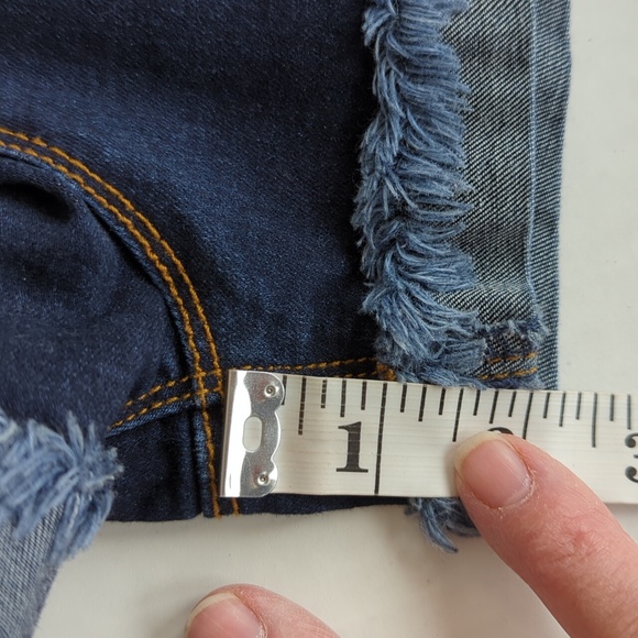 Nobo No Boundaries High Rise Distressed Frayed Cuff Jean Shortie Shorts 13 Blue - Picture 14 of 14